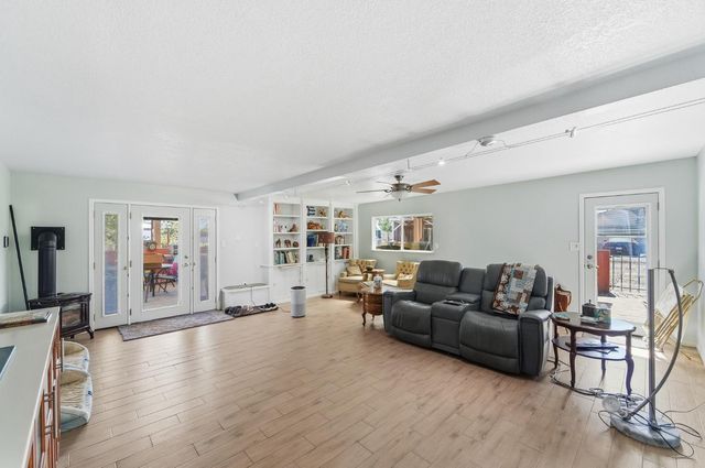 3928 Stoneridge Rd, Tracy, CA 95304