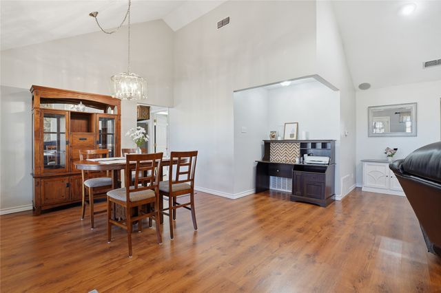 215 Younger Ranch Road, Azle, TX 76020