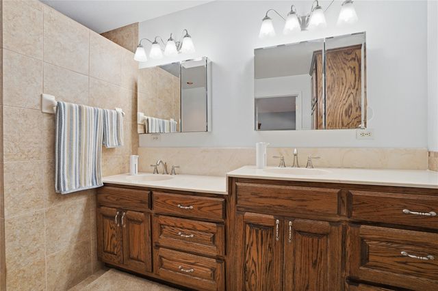 215 Younger Ranch Road, Azle, TX 76020