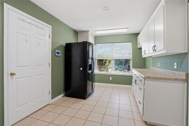 215 Younger Ranch Road, Azle, TX 76020