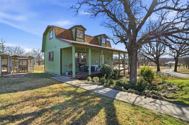 215 Younger Ranch Road, Azle, TX 76020