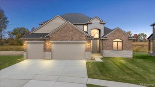 23947 Sawgrass Drive, Macomb, MI 48042