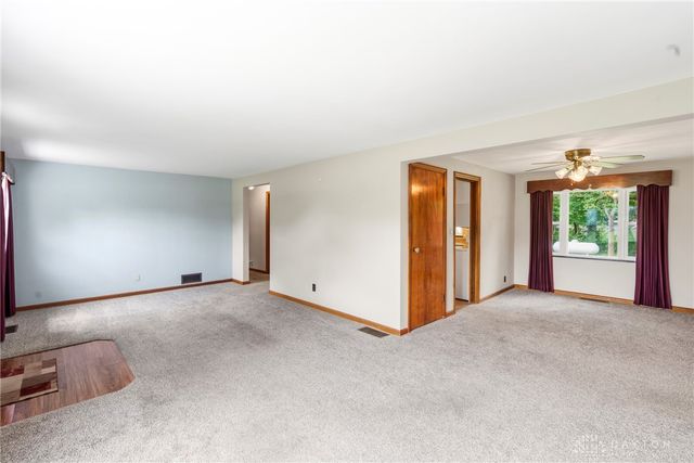 7543 Wellbaum Road, Brookville, OH 45309