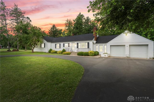 7543 Wellbaum Road, Brookville, OH 45309