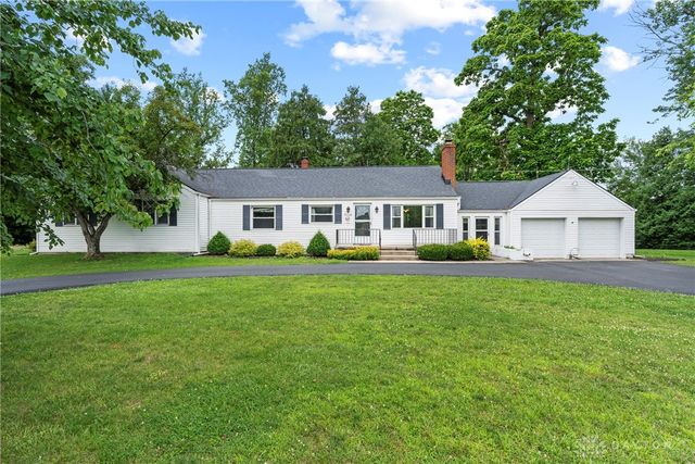7543 Wellbaum Road, Brookville, OH 45309