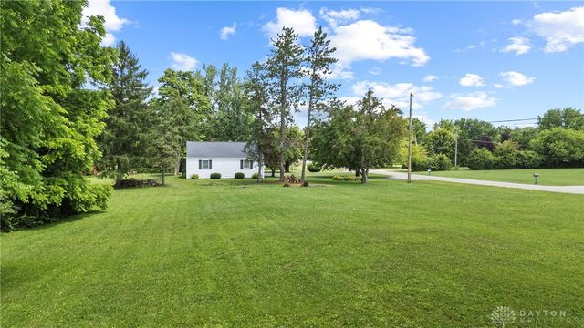 7543 Wellbaum Road, Brookville, OH 45309