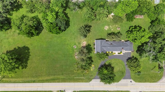 7543 Wellbaum Road, Brookville, OH 45309