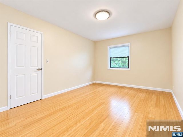 3001 Edwin Avenue 4A, Fort Lee, NJ 07024
