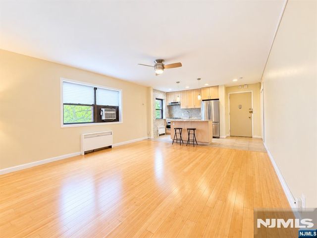 3001 Edwin Avenue 4A, Fort Lee, NJ 07024