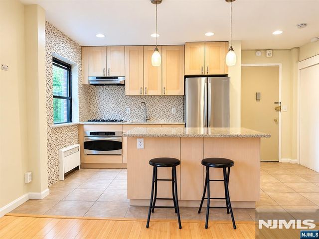 3001 Edwin Avenue 4A, Fort Lee, NJ 07024