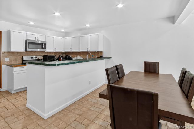 115 Delafield Lane, Newburgh, NY 12550