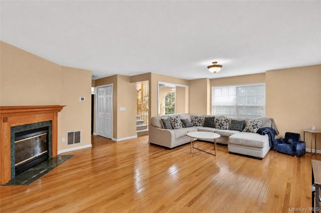 115 Delafield Lane, Newburgh, NY 12550