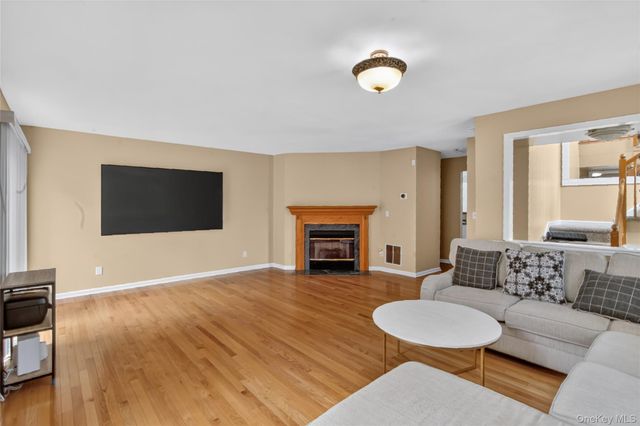115 Delafield Lane, Newburgh, NY 12550