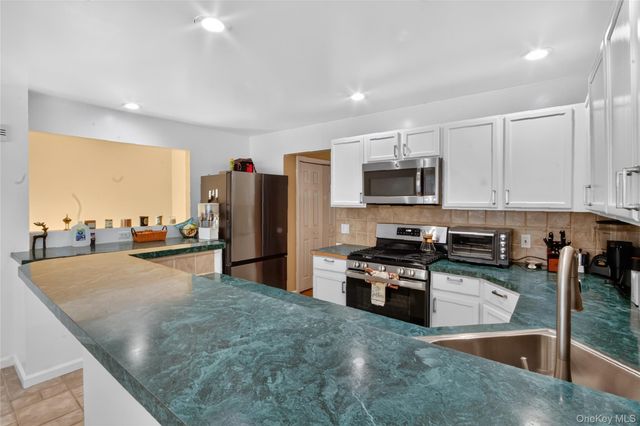 115 Delafield Lane, Newburgh, NY 12550