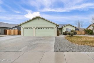 2371 Albatross Way, Sparks, NV 89441