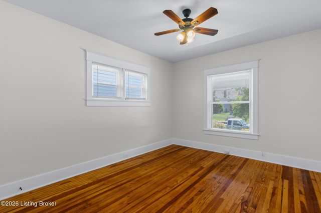 701 Baroness Ave, Louisville, KY 40203