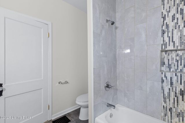 701 Baroness Ave, Louisville, KY 40203