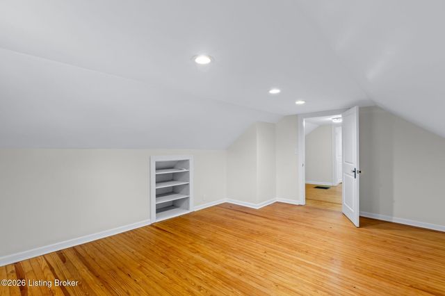 701 Baroness Ave, Louisville, KY 40203