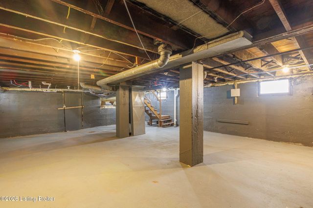 701 Baroness Ave, Louisville, KY 40203