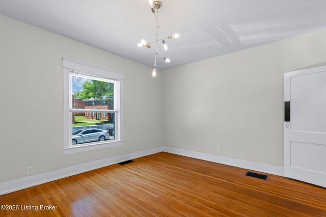 701 Baroness Ave, Louisville, KY 40203