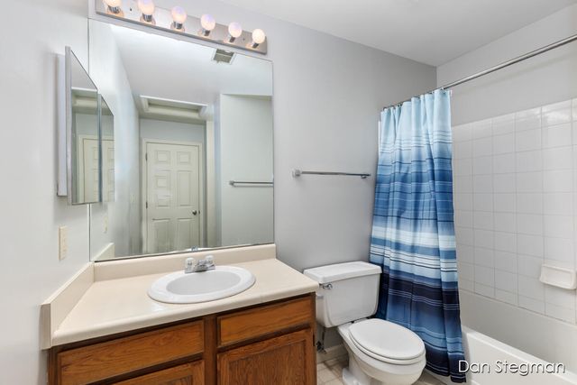 3116 Windcrest Court NE, Grand Rapids, MI 49525
