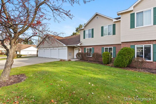 3116 Windcrest Court NE, Grand Rapids, MI 49525