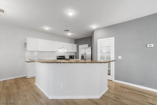 6768 Pastel Camellia Street, Las Vegas, NV 89148