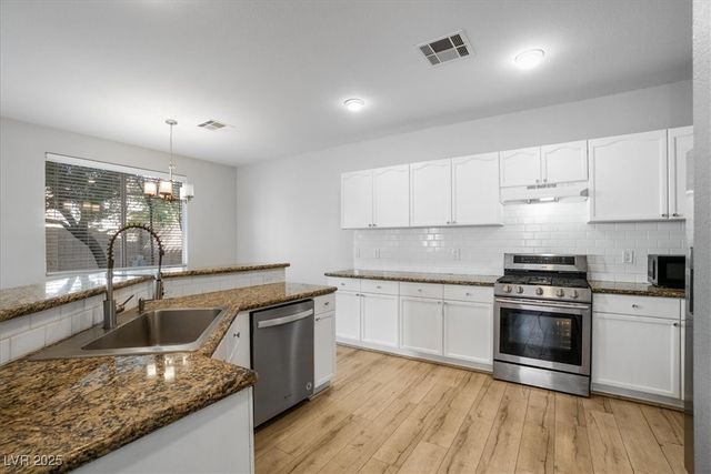 6768 Pastel Camellia Street, Las Vegas, NV 89148