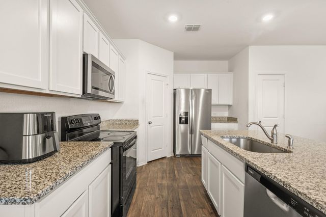 18616-A Cremello DR, Manor, TX 78653