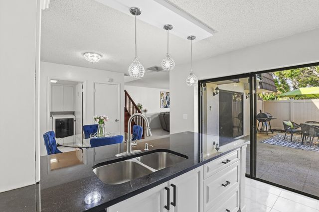 7813 78th Way, West Palm Beach, FL 33407