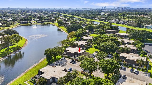 7813 78th Way, West Palm Beach, FL 33407