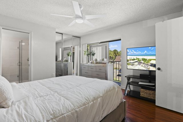 7813 78th Way, West Palm Beach, FL 33407