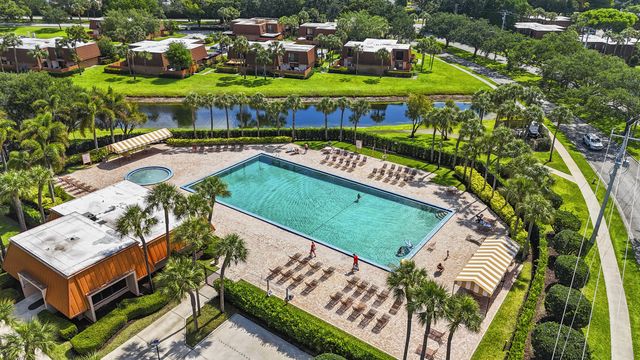 7813 78th Way, West Palm Beach, FL 33407