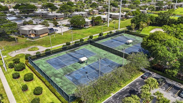 7813 78th Way, West Palm Beach, FL 33407