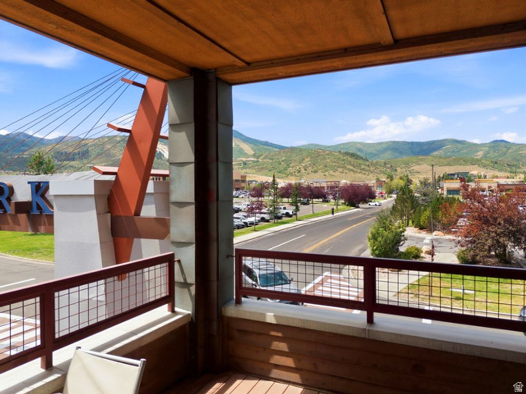 1476 NEWPARK BLVD #202, Park City, UT 84098 — exterior