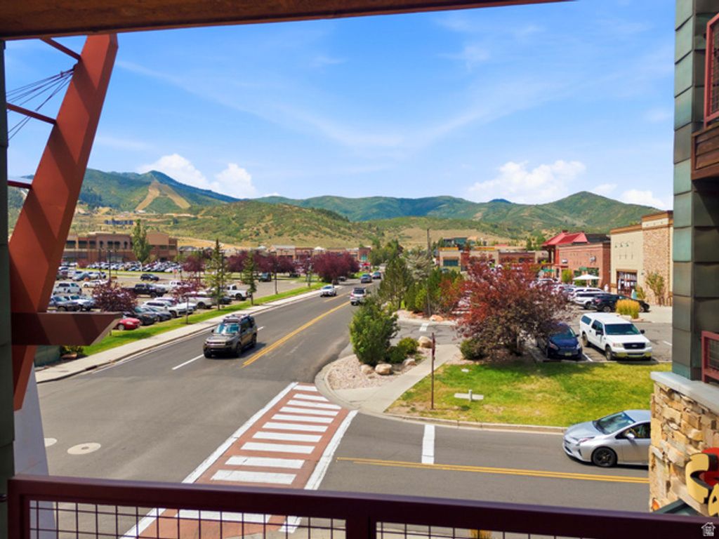 1476 NEWPARK BLVD #202, Park City, UT 84098 — photo 2