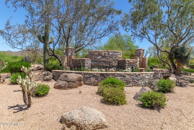 3430 N MOUNTAIN Ridge 13, Mesa, AZ 85207