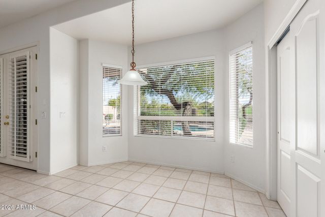 3430 N MOUNTAIN Ridge 13, Mesa, AZ 85207