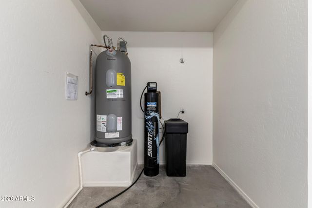 3430 N MOUNTAIN Ridge 13, Mesa, AZ 85207