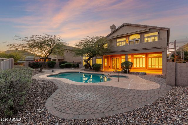 3430 N MOUNTAIN Ridge 13, Mesa, AZ 85207