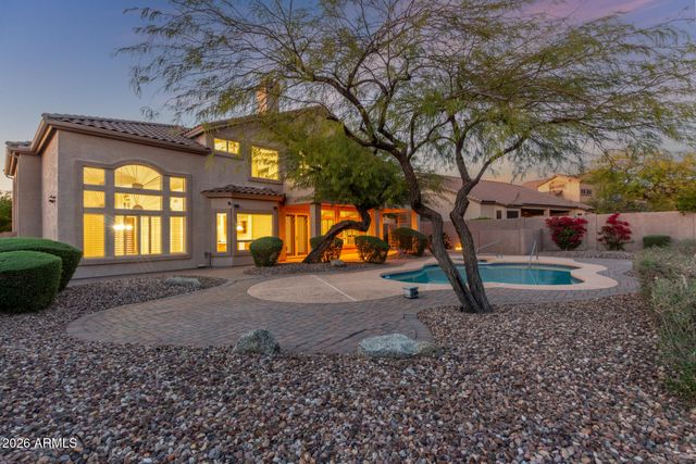 3430 N MOUNTAIN Ridge 13, Mesa, AZ 85207