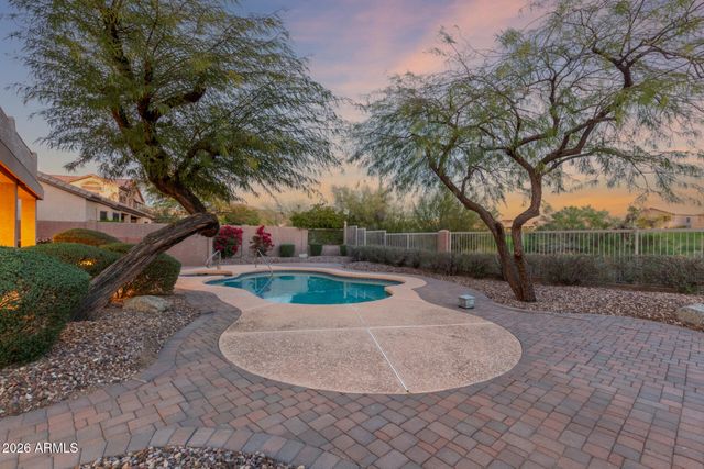 3430 N MOUNTAIN Ridge 13, Mesa, AZ 85207