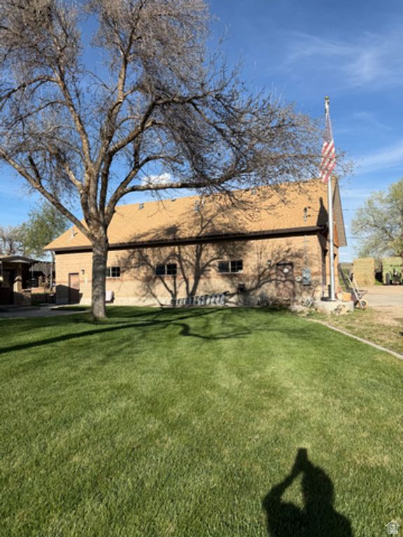 Image 3 of property listing at 320 PINE CANYON RD, Midway, UT 84049
