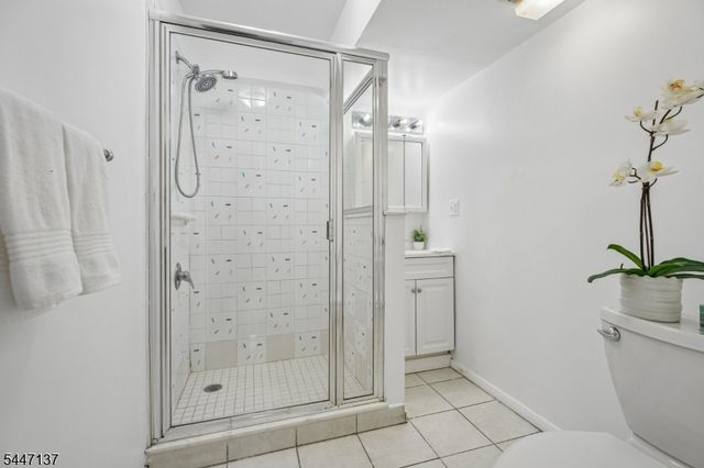 14 Mellon Ave, West Orange Twp., NJ 07052