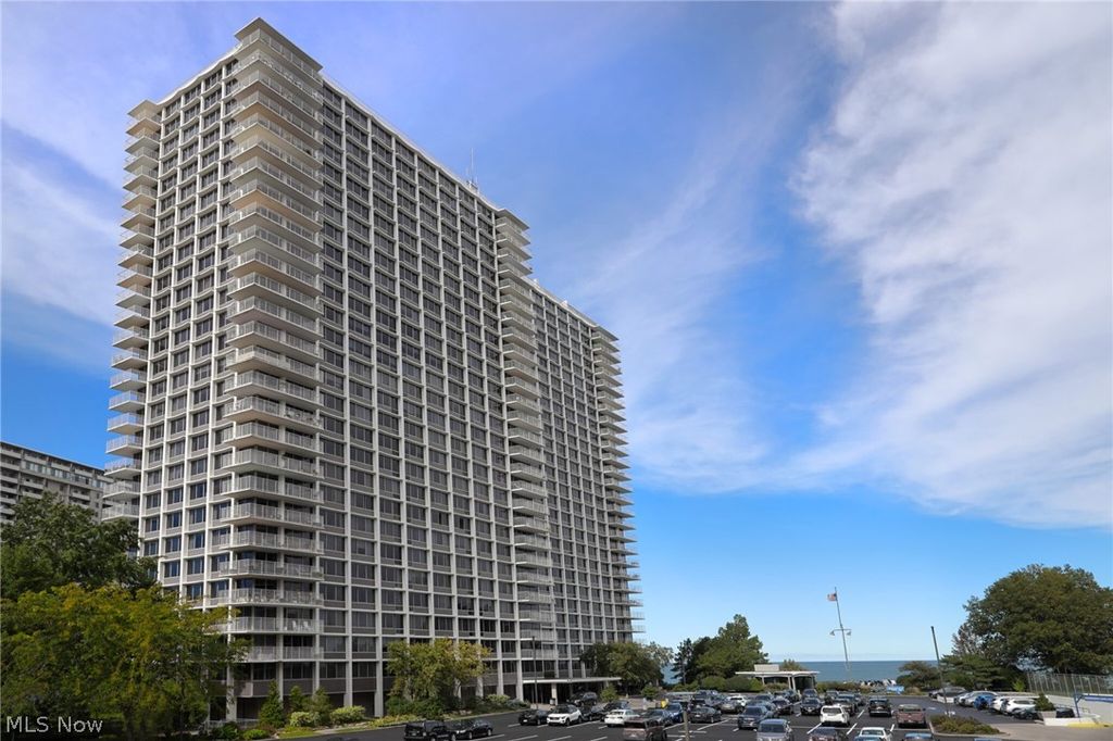 12700 Lake Avenue 1104, Lakewood, OH 44107