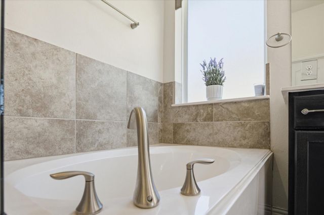 26046 N Kings Mill Lane, Kingwood, TX 77339