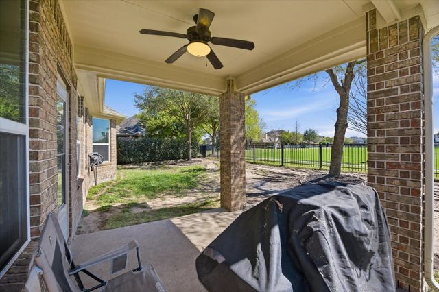 26046 N Kings Mill Lane, Kingwood, TX 77339