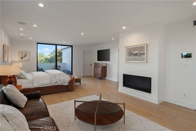 3516 Terrace View Drive, Encino, CA 91436