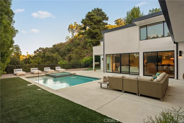 3516 Terrace View Drive, Encino, CA 91436