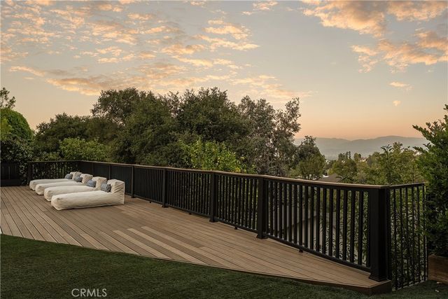 3516 Terrace View Drive, Encino, CA 91436